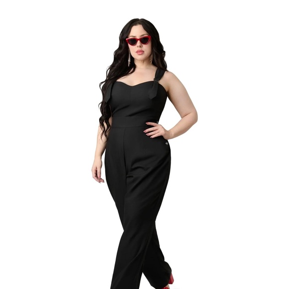 Unique Vintage Strapless Pink jumpsuit  with Button Accents NEW! - Picture 9 of 13